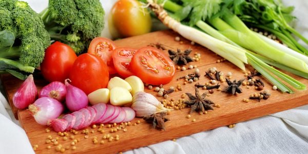 Préparation d'un repas parfait en utilisant les sacs sous-vide