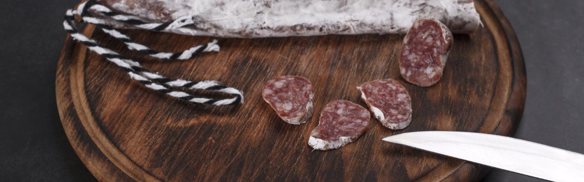Le calendrier de l’avent saucisson : une idée gourmande pour amateurs de terroir