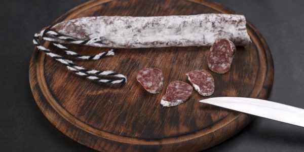 Le calendrier de l’avent saucisson : une idée gourmande pour amateurs de terroir